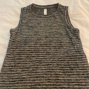 Athleta breezy tank